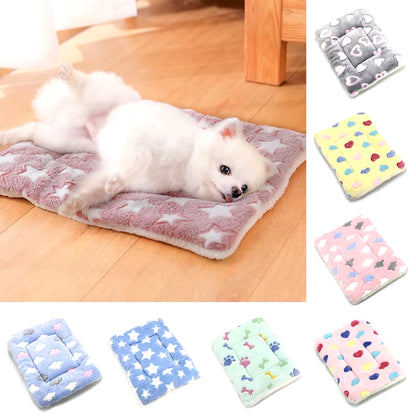 Thickened Pet Soft Fleece Pad Pet Blanket Bed Mat for Puppy Dog Cat Sofa Cushion Keep Warm Sleeping Cover Cushion Home Rug Kot