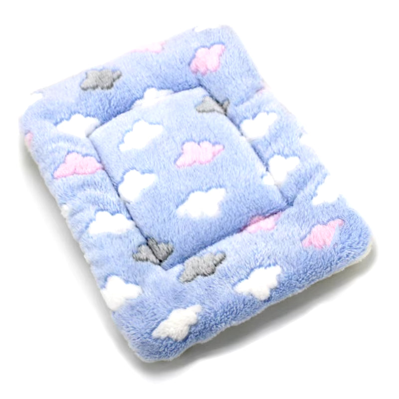 Thickened Pet Soft Fleece Pad Pet Blanket Bed Mat for Puppy Dog Cat Sofa Cushion Keep Warm Sleeping Cover Cushion Home Rug Kot